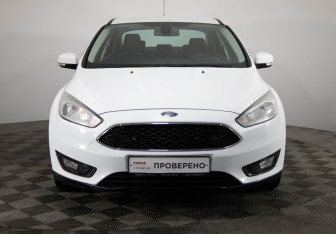 Подержанный автомобиль Ford Focus Sedan 2016 года (2 фото)
