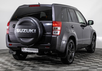 Подержанный автомобиль Suzuki Grand Vitara 2013 года (5 фото)