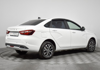 Подержанный автомобиль LADA (ВАЗ) Vesta Sedan 2023 года (5 фото)