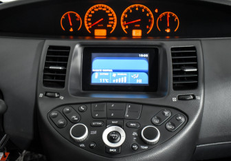 Подержанный автомобиль Nissan Primera Sedan 2006 года (16 фото)