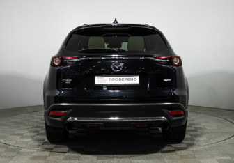 Подержанный автомобиль Mazda CX-9 2017 года (6 фото)