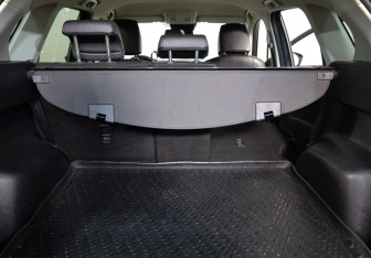 Подержанный автомобиль Mazda CX-5 2012 года (15 фото)