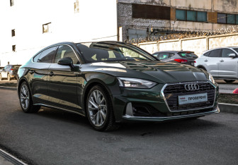 Подержанный автомобиль Audi A5 Liftback 2021 года (4 фото)