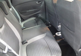 Подержанный автомобиль Renault Kaptur 2016 года (13 фото)