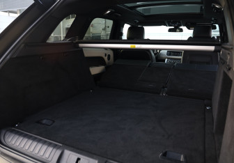 Подержанный автомобиль Land Rover Range Rover Sport 2016 года (37 фото)