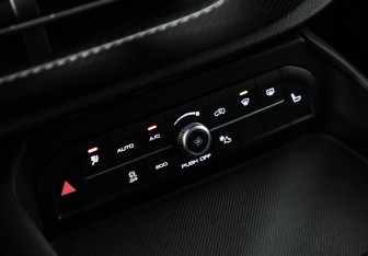 Подержанный автомобиль Haval F7x 2021 года (17 фото)