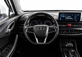 Подержанный автомобиль Москвич 3 2024 года (14 фото)