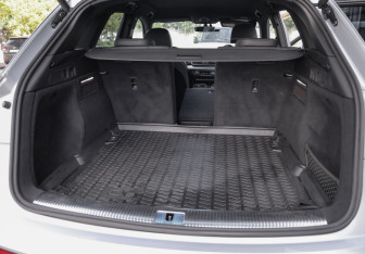 Подержанный автомобиль Audi Q5 2020 года (31 фото)