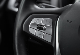 Подержанный автомобиль BMW X3 2020 года (16 фото)