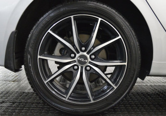 Подержанный автомобиль Kia Ceed Wagon 2021 года (9 фото)