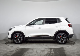 Подержанный автомобиль Chery Tiggo 4 Pro 2023 года (8 фото)