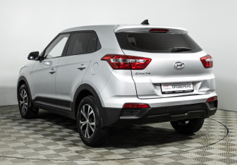 Подержанный автомобиль Hyundai Creta 2019 года (7 фото)