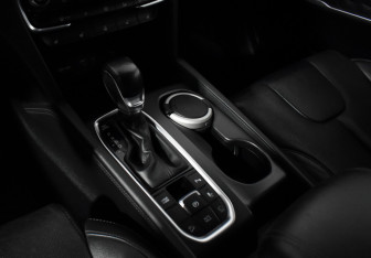 Подержанный автомобиль Hyundai Santa Fe 2019 года (11 фото)