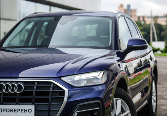 Подержанный автомобиль Audi Q5 2021 года (2 фото)