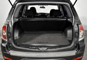 Подержанный автомобиль Subaru Forester Suv 2008 года (19 фото)