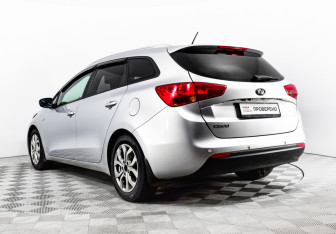 Подержанный автомобиль Kia Ceed Wagon 2016 года (7 фото)
