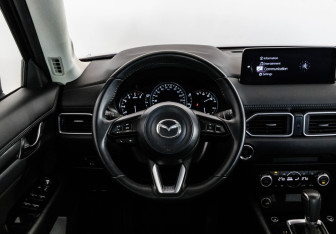 Подержанный автомобиль Mazda CX-5 2023 года (12 фото)