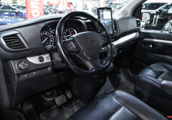 Подержанный автомобиль Citroen SpaceTourer 2022 года (13 фото)