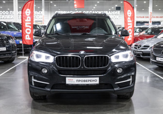 Подержанный автомобиль BMW X5 2015 года (3 фото)