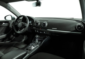 Подержанный автомобиль Audi A3 Sedan 2019 года (9 фото)