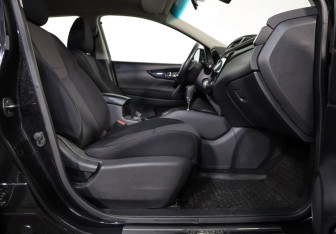 Подержанный автомобиль Nissan Qashqai 2017 года (22 фото)
