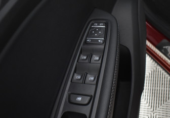 Подержанный автомобиль Renault Arkana 2020 года (20 фото)