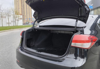 Подержанный автомобиль Kia Cerato Sedan 2018 года (9 фото)