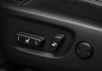 Подержанный автомобиль Toyota Land Cruiser Prado 2018 года (27 фото)