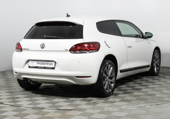 Подержанный автомобиль Volkswagen Scirocco 2011 года (5 фото)