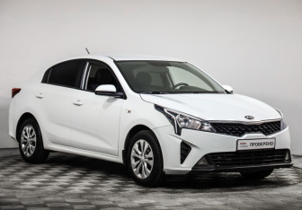 Подержанный автомобиль Kia Rio Sedan 2020 года (3 фото)