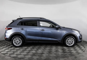 Подержанный автомобиль Kia Rio Hatchback 2020 года (4 фото)