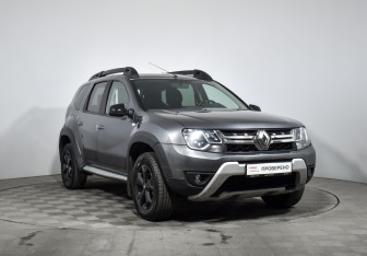 Подержанный автомобиль Renault Duster 2019 года (3 фото)