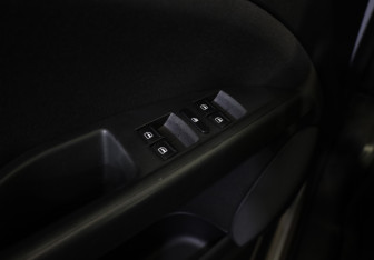 Подержанный автомобиль SEAT Altea 2012 года (21 фото)