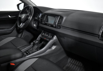 Подержанный автомобиль Skoda Karoq 2020 года (13 фото)