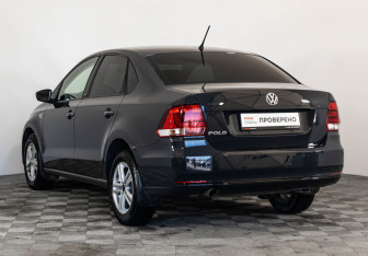 Подержанный автомобиль Volkswagen Polo Sedan 2016 года (7 фото)