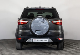 Подержанный автомобиль Ford EcoSport 2017 года (6 фото)