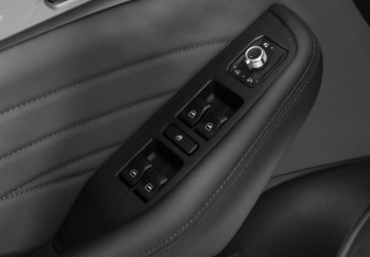 Подержанный автомобиль Haval F7x 2024 года (10 фото)