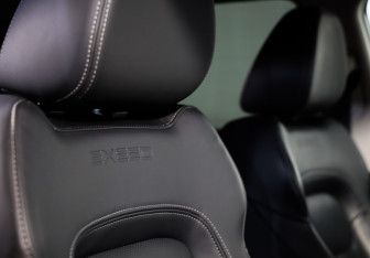 Подержанный автомобиль Exeed LX 2023 года (25 фото)