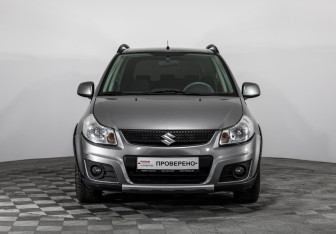 Подержанный автомобиль Suzuki SX4 Hatchback 2010 года (2 фото)