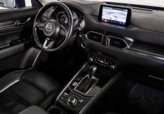 Подержанный автомобиль Mazda CX-5 2021 года (9 фото)