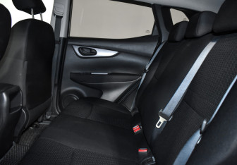 Подержанный автомобиль Nissan Qashqai 2018 года (12 фото)