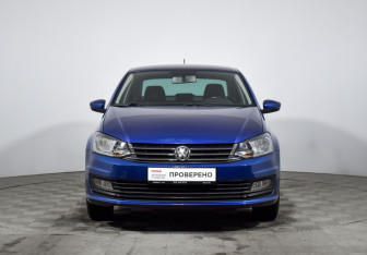 Подержанный автомобиль Volkswagen Polo Sedan 2020 года (2 фото)