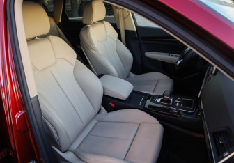 Подержанный автомобиль Audi Q5 2019 года (29 фото)