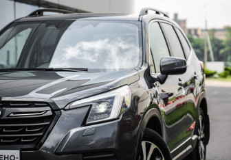 Подержанный автомобиль Subaru Forester Suv 2021 года (2 фото)