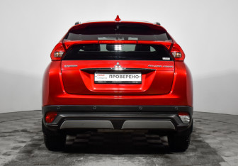 Подержанный автомобиль Mitsubishi Eclipse Cross 2019 года (6 фото)