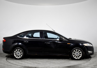 Подержанный автомобиль Ford Mondeo Sedan 2008 года (4 фото)