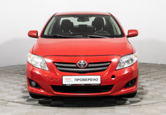 Подержанный автомобиль Toyota Corolla Sedan 2007 года (2 фото)