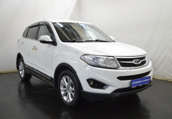 Подержанный автомобиль Chery Tiggo 5 2015 года (3 фото)