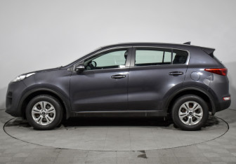 Подержанный автомобиль Kia Sportage 2017 года (8 фото)