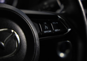 Подержанный автомобиль Mazda CX-5 2021 года (13 фото)